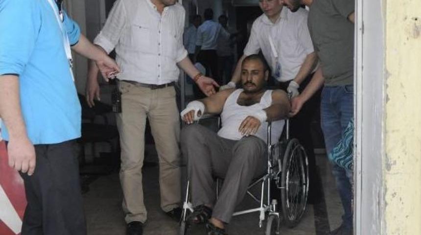 Eşi Ve 2 &Ccedil;ocuğunu &Ouml;ld&uuml;ren Baba Adliyeye Sevk Edildi