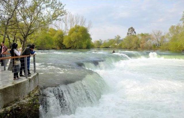 Manavgat Şelalesi'ni Etkileyecek Hes'e Yargı Freni