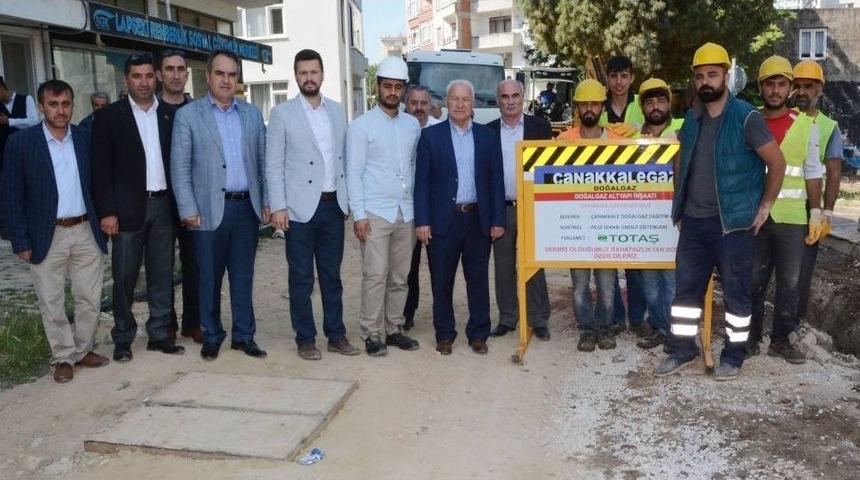 Lapseki&rsquo;de Doğal Gaz Hat D&ouml;şeme &Ccedil;alışmaları Başladı