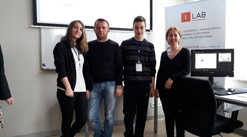 Abidin Pak-pakmaya Anadolu Lisesi Letonya&rsquo;da