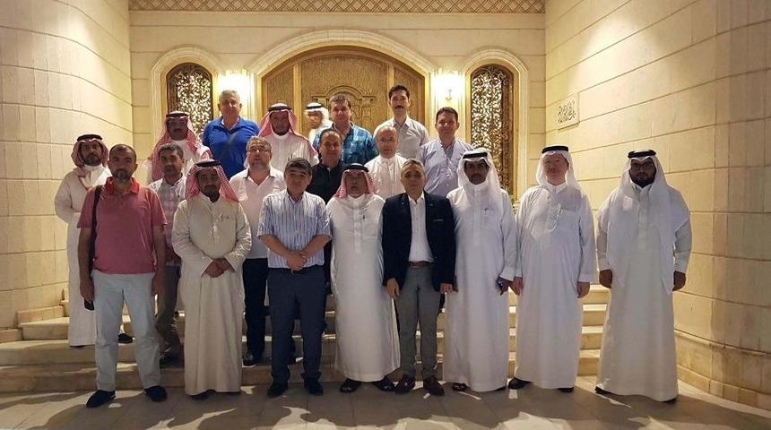 Antalyalı Yaş Meyve Sebze İhracat&ccedil;ıları K&ouml;rfez&rsquo;den Umutlu D&ouml;nd&uuml;