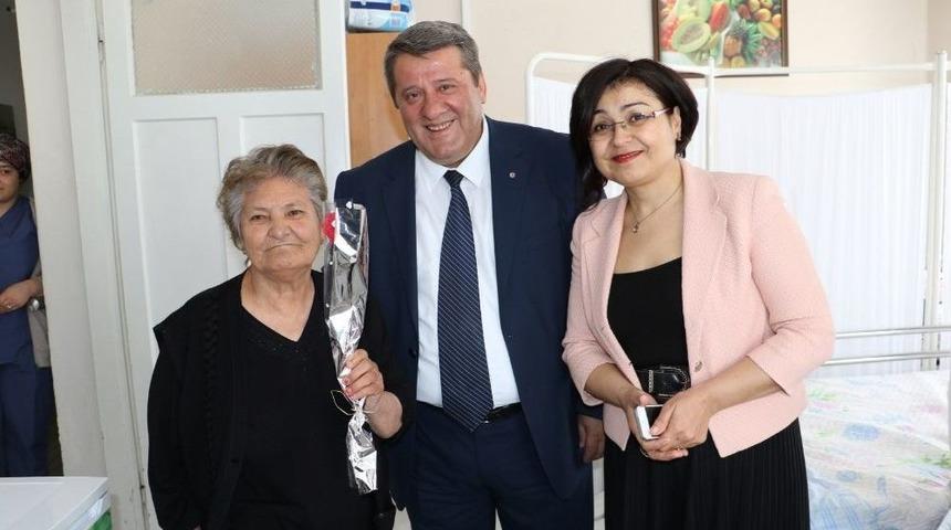 Ramazan Ayında Yaşlıları Unutmadılar