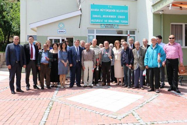 Ramazan Ayında Yaşlıları Unutmadılar