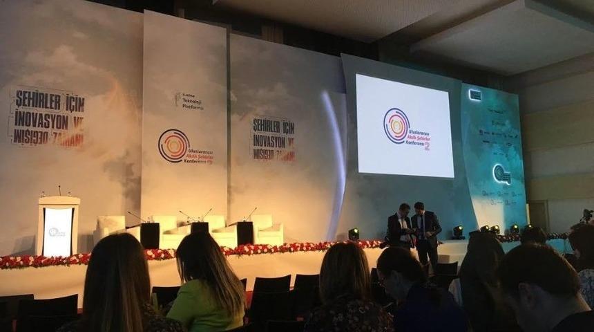 Bilecik Şeyh Edebali &Uuml;niversitesi Uluslararası Akıllı Şehirler Konferansına Katıldı