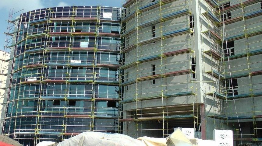 Siyasal Bilgiler Fak&uuml;ltesi Ağustos Ayında Teslim