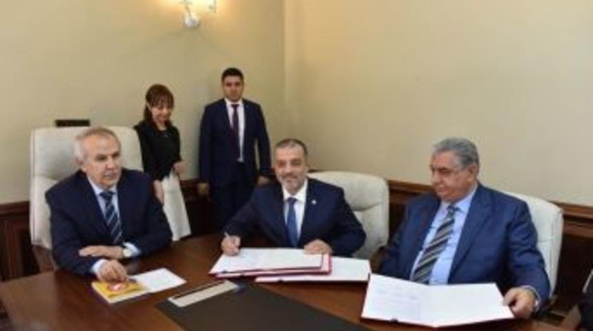 Eğitime Hayırsever Desteği