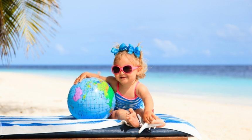 Yaza doğru yaklaşırken tatil planları iyiden iyiye hızlandı! Peki, &ccedil;ocukla tatil nasıl olacak? 