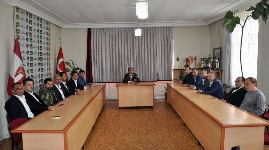 İneg&ouml;lspor&rsquo;un 5 G&uuml;nl&uuml;k Y&ouml;netiminden Kongre Kararı