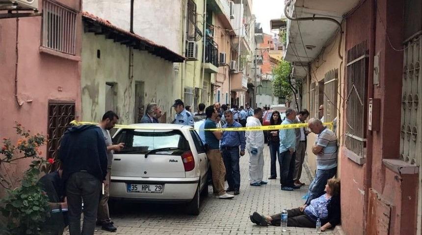 Cinnet Ge&ccedil;iren Baba Karısını Ve 5 Yaşındaki Kızını &Ouml;ld&uuml;rd&uuml;