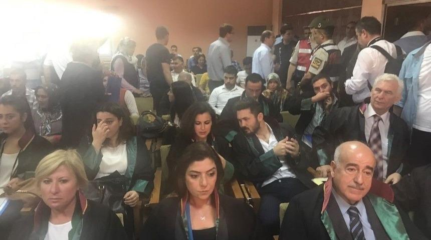 D&uuml;zceli Avukatlar, Kız &Ouml;ğrenci Yurdu Yangını Davasında