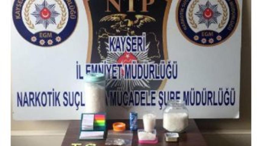 Kayseri'de 1 Kilo 650 Gram Metamfetamin Ele Ge&ccedil;irildi, 5 G&ouml;zaltı