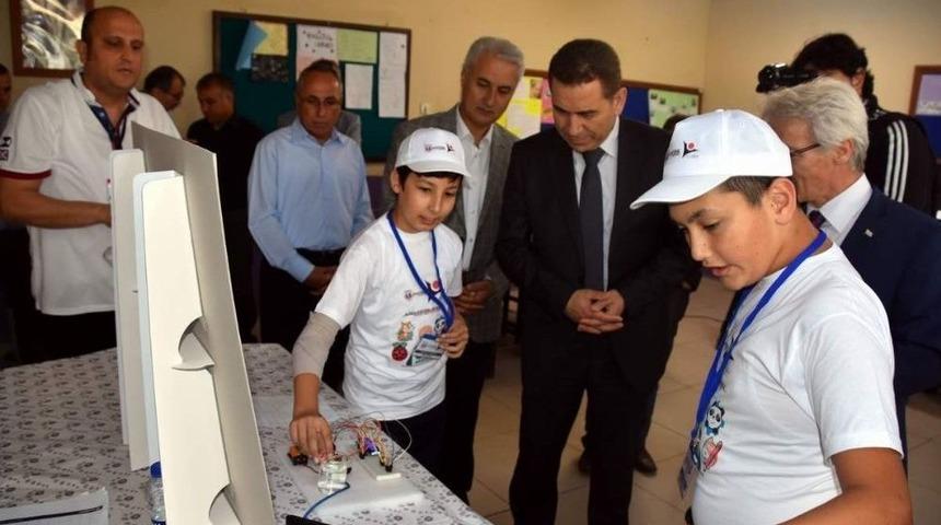 Aliağa&rsquo;da Bilim Fuarı İlgi G&ouml;rd&uuml;