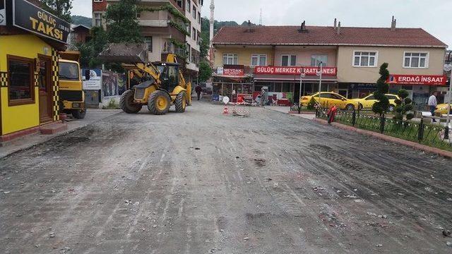 Gülüç Meydanı Yenileniyor