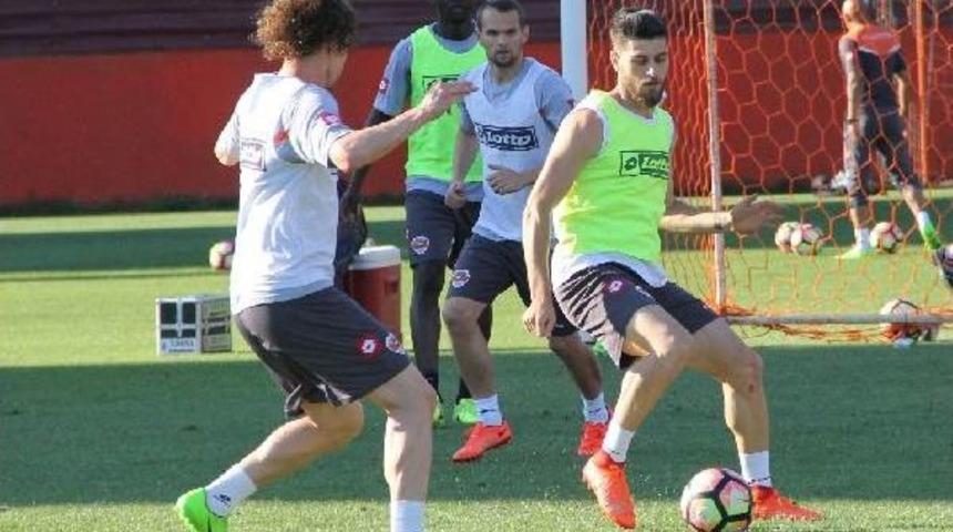 Adanaspor'da Fenerbah&ccedil;e Ma&ccedil;ı Hazırlıkları S&uuml;r&uuml;yor
