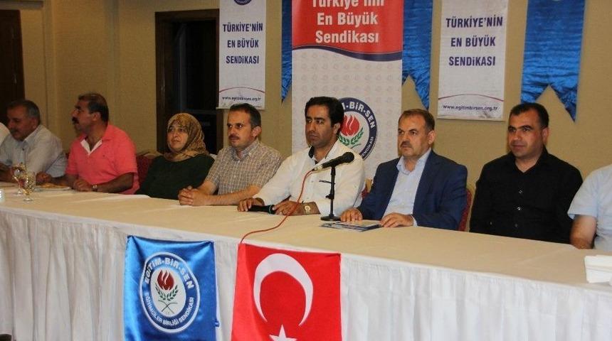 Eğitim-bir-sen&rsquo;liler İftarda Bir Araya Geldi