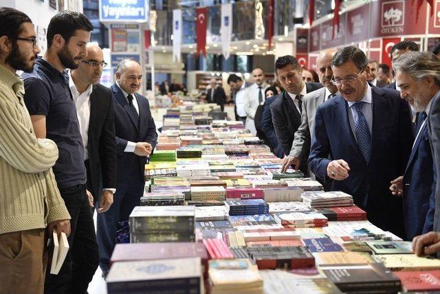 Ankara Büyükşehir Belediye Başkanı Gökçek, Altınpark’taki Ramazan Etkinliklerini Açtı