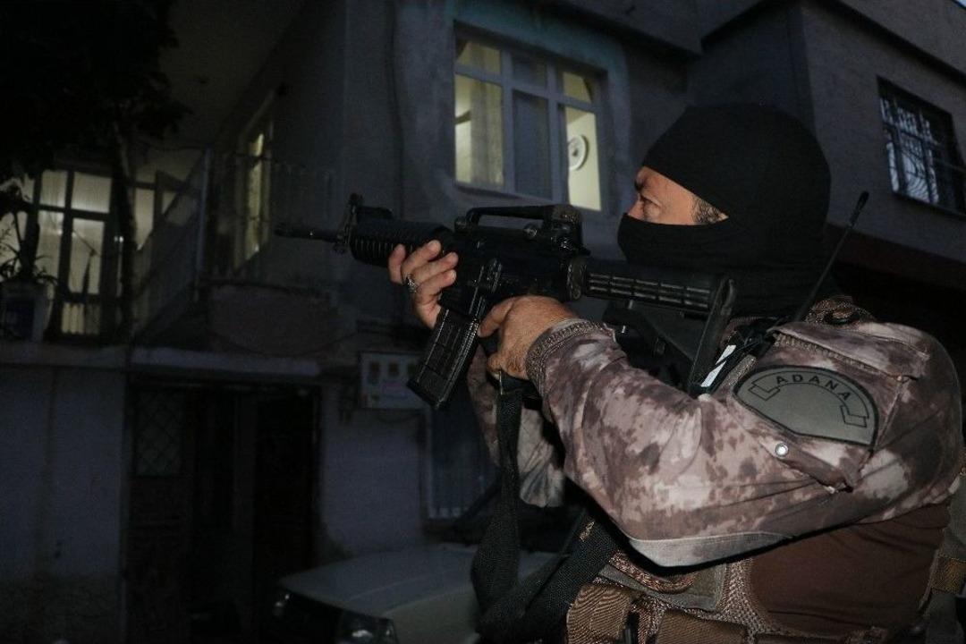 Adana Ter&ouml;r &Ouml;rg&uuml;t&uuml; Pkk&rsquo;ya Operasyon: 16 G&ouml;zaltı