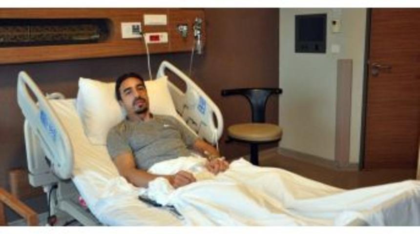 Sivasspor&rsquo;da İbrahim &Ouml;zt&uuml;rk Ameliyat Edildi