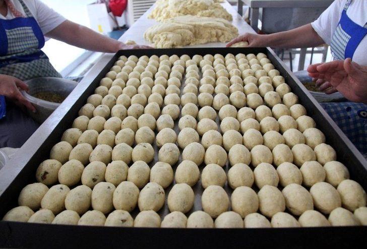 (özel Haber) ’kerebiç’ Bu Ramazan’da Sofraların Vazgeçilmez Tatlısı Oldu G1