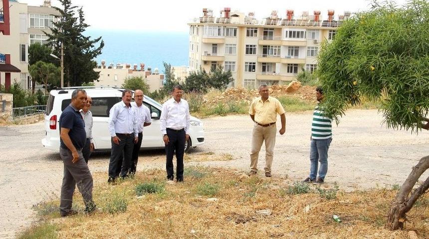 Silifke&rsquo;de Kaldırım D&uuml;zenleme Ve Asfaltlama &Ccedil;alışmaları S&uuml;r&uuml;yor