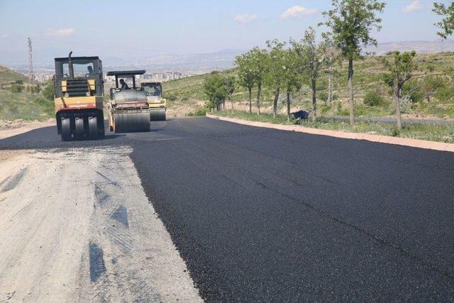 Melikgazi, Ramazan Ayında Asfaltlamada Yoğun Mesai Yapıyor