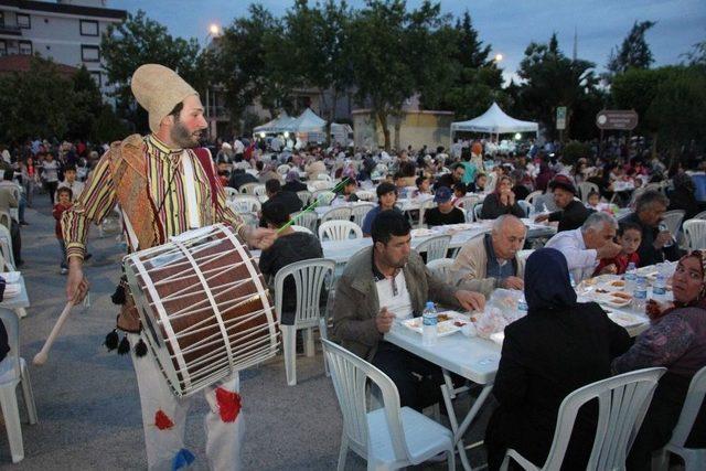 Menderes’te İftarlar Bir Başka Güzel