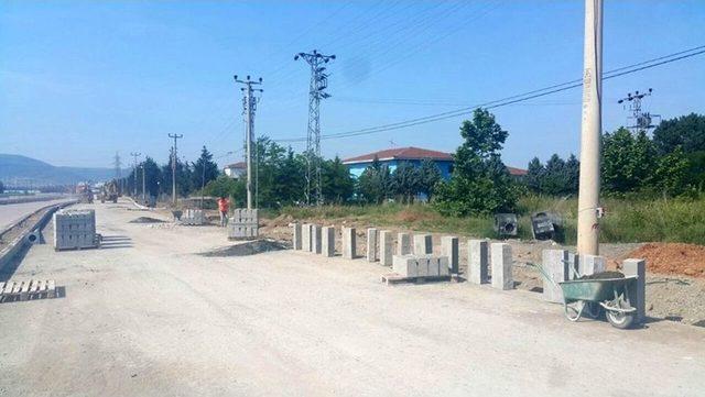 Hisar Deresi Kavşağı Gölcük Trafiğini Rahatlatacak