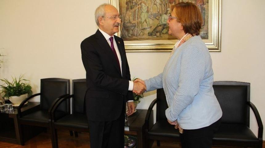 İzmir&rsquo;deki Sel Felaketi Kılı&ccedil;daroğlu&rsquo;nun Masasında