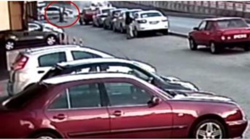 Motosiklet S&uuml;r&uuml;c&uuml;s&uuml; Havada Takla Attı