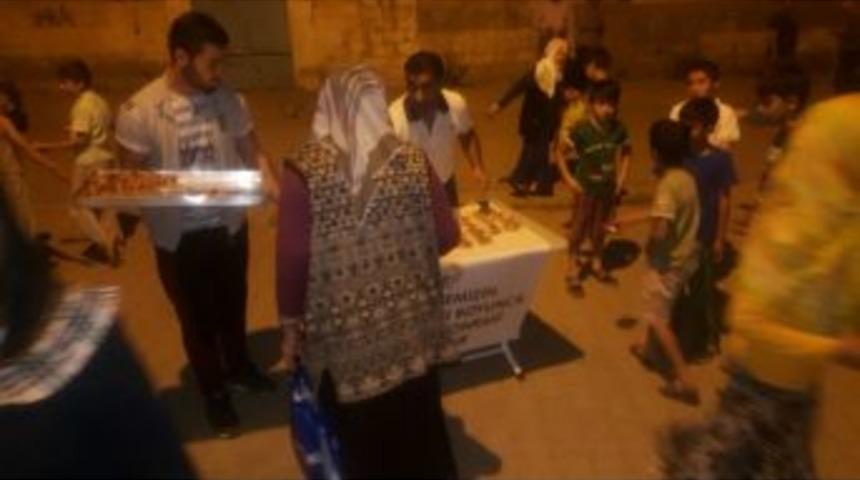 Bismil Belediyesinden, Teravih Sonrası Tatlı İkramı