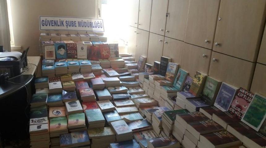 Korsan Kitap&ccedil;ılara Şok Baskın
