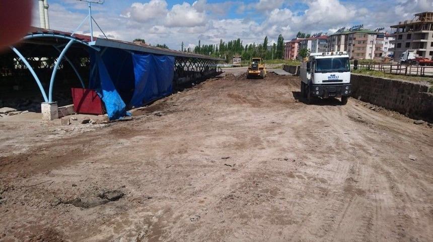 Develi’de Salı Pazarı Yenileniyor