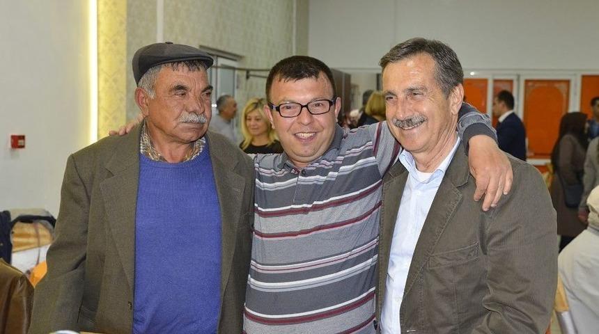 Engelli Bireyler İftarda Bir Araya Geldi