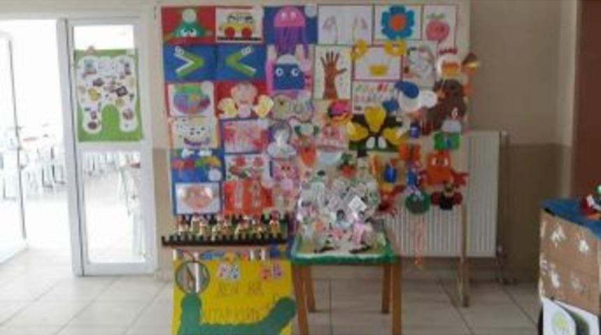 &Ouml;ğrencilerin Yıl Sonu Resim Sergisi