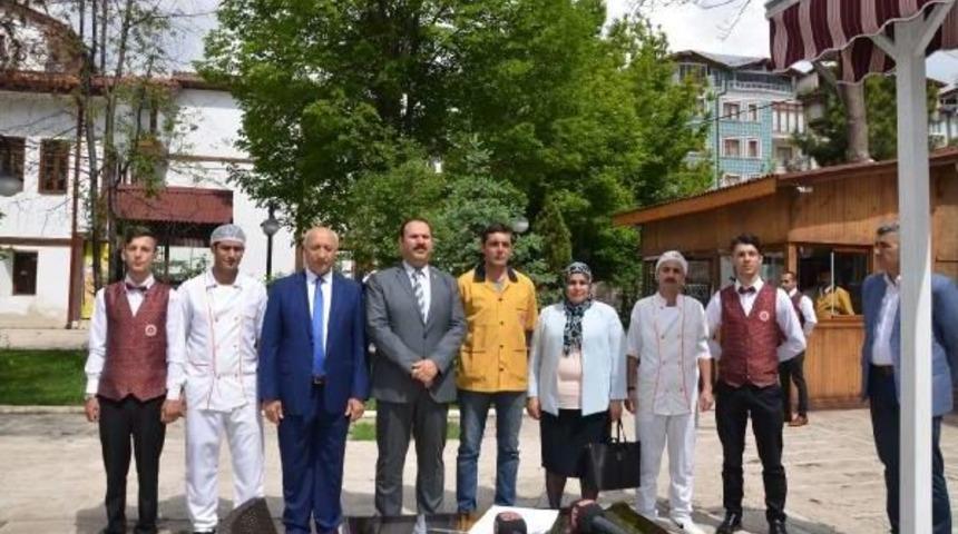 İnönü Konağı'nın Çay Bahçesini Mahkumlar Işletecek 