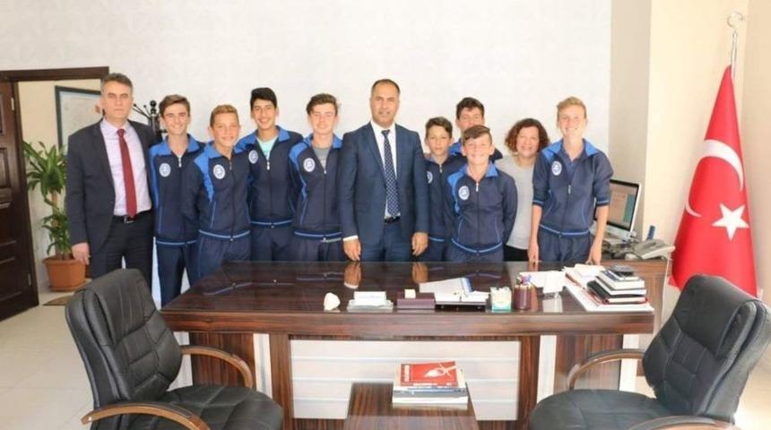 Bigalı Gen&ccedil;ler, Bayrak Yarışında T&uuml;rkiye D&ouml;rd&uuml;nc&uuml;s&uuml; Oldu