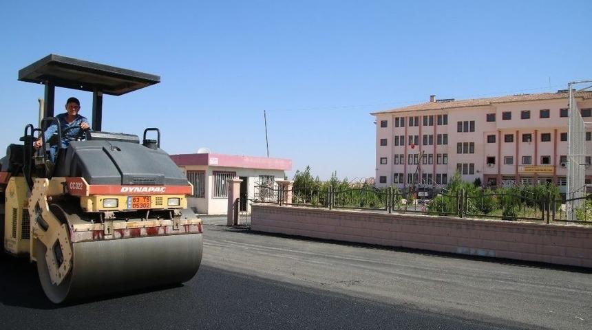 B&uuml;y&uuml;kşehirden Ak&ccedil;akale&rsquo;de Sıcak Asfalt Hizmeti