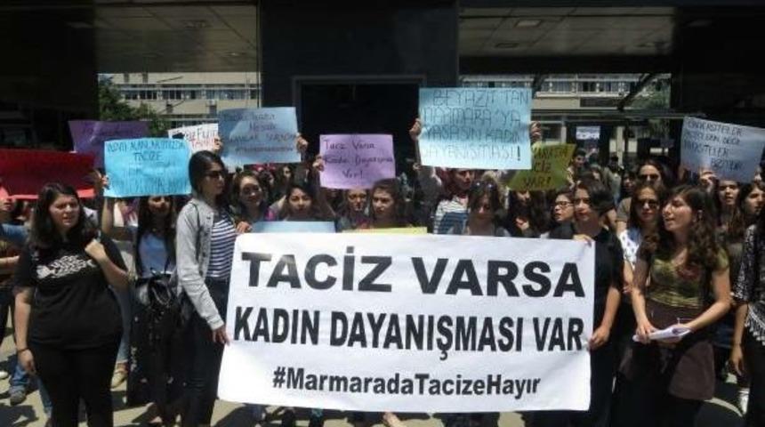 Maramara &Uuml;niversitesi'nde "taciz" Protestosu
