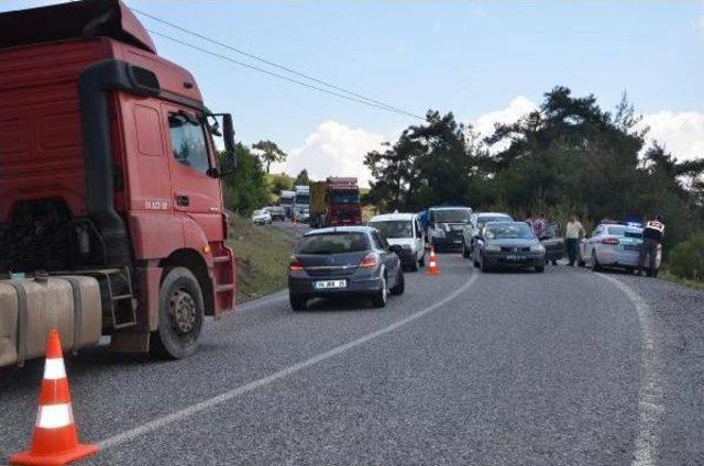 Sülfürik Asit Yüklü Tanker Şarampole Devrildi