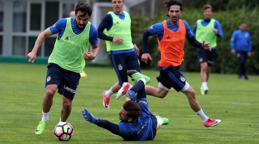 Fenerbah&ccedil;e, Adanaspor Ma&ccedil;ı Hazırlıklarını S&uuml;rd&uuml;rd&uuml;