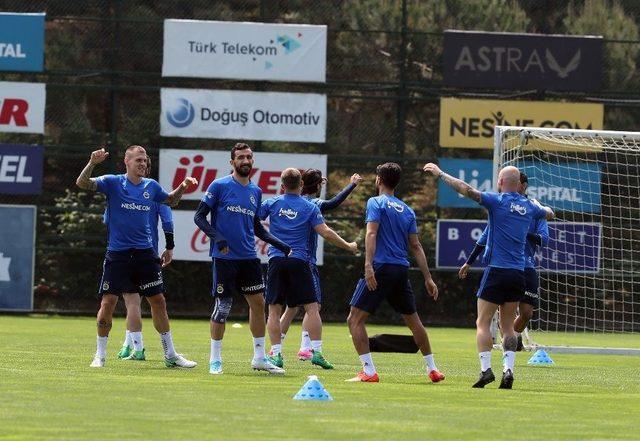 Fenerbahçe, Adanaspor Maçı Hazırlıklarını Sürdürdü