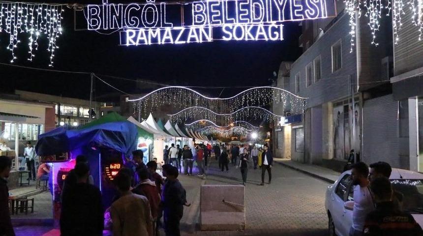 Bing&ouml;l&rsquo;de Ramazan Etkinlikleri İlgi G&ouml;r&uuml;yor
