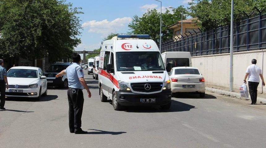 Lice&rsquo;de &Ccedil;atışma: 7 Yaralı