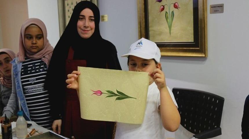 Maceracılar Ebru Sanatını &Ouml;ğrendi