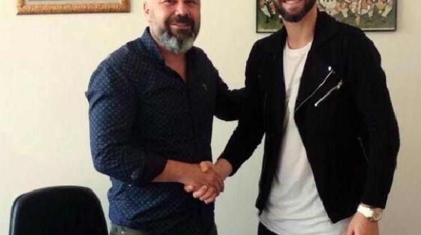 Altay Murat T&uuml;rkkan'ın S&ouml;zleşmesini 1 Yıl Uzattı