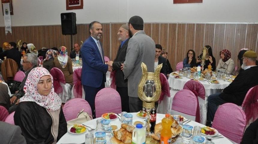 İneg&ouml;l Belediyesi&rsquo;nden Gazi Ve Şehit Yakınlarına İftar