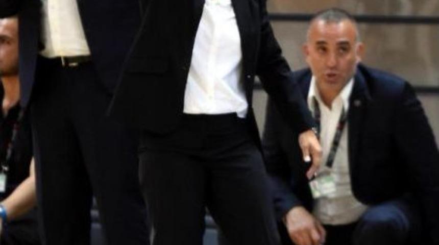 Bodrum Basket'le Antrenör Derya'nın Üzüntüsü