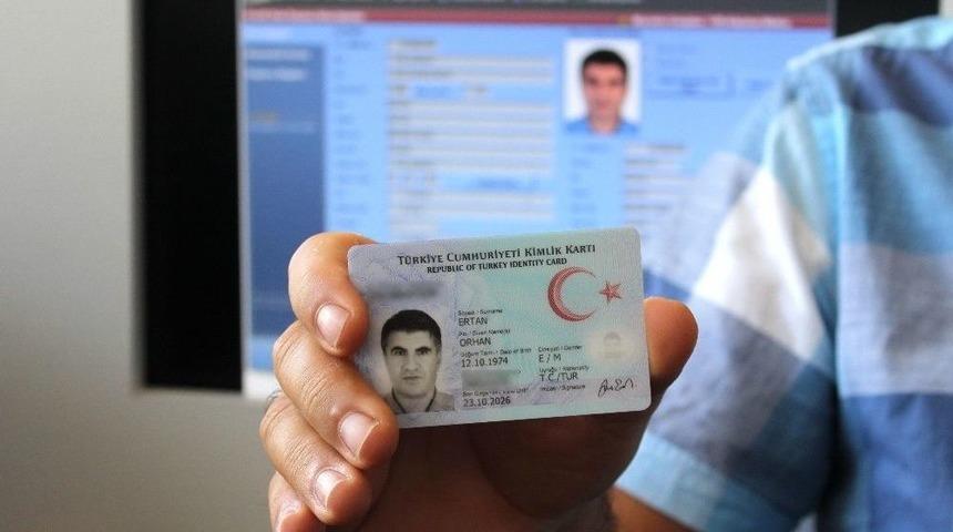 Adıyaman&rsquo;da Cipli Kimlik Kartı Alan Kişi Sayısı 30 Bini Ge&ccedil;ti