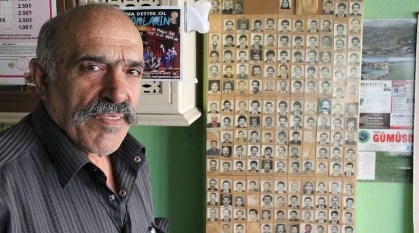 Kıraathane K&uuml;lt&uuml;r&uuml;n&uuml; Yaşatırken Hobisini S&uuml;rd&uuml;r&uuml;yor