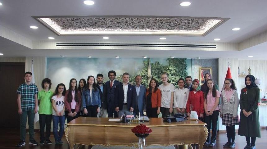 Gaziosmanpaşa&rsquo;nın Teog Şampiyonlarına &Ouml;d&uuml;l